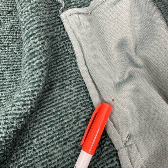 The North Face Women’s Green Osito 2 Full Zip Raschel Teddy Jacket XS/C34 - Picture 9 of 12